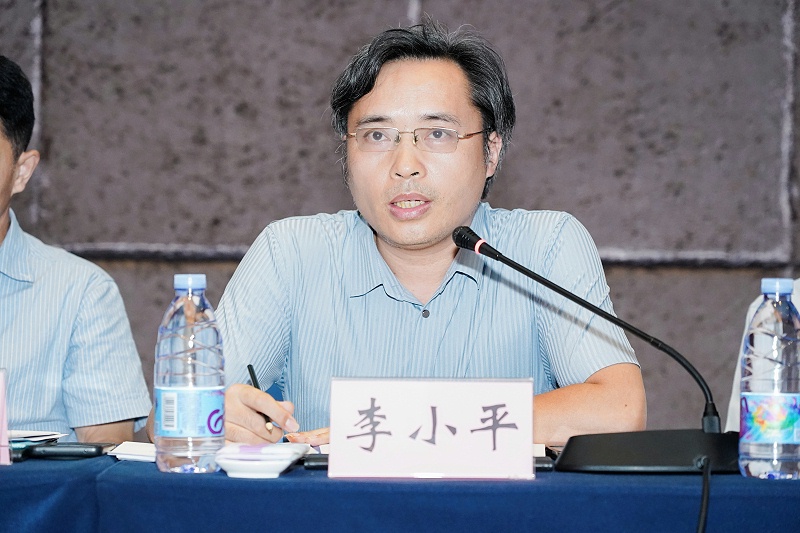 李講話9