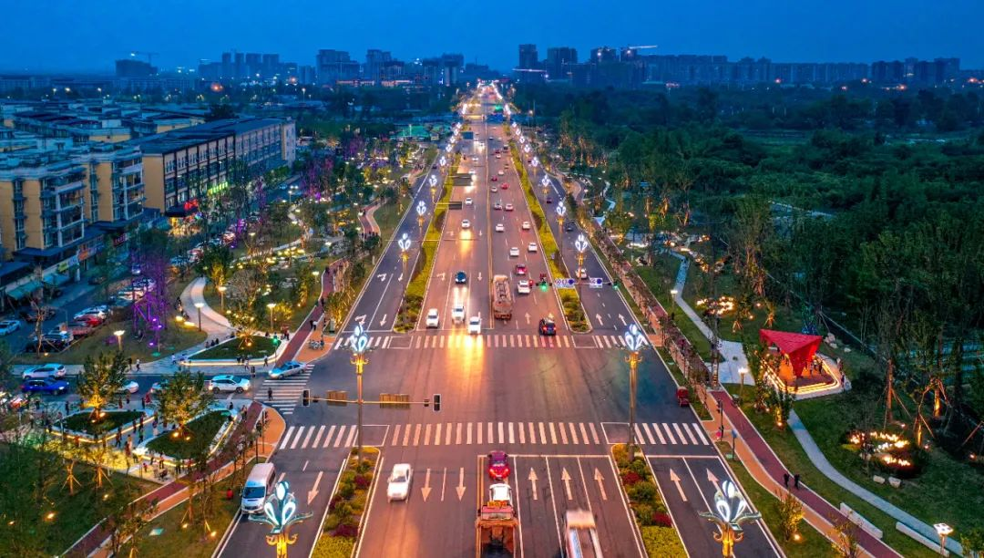 首盛市政道路工程監(jiān)理項(xiàng)目：彭州縱貫市域的牡丹大道北延線等道路環(huán)境整治工程